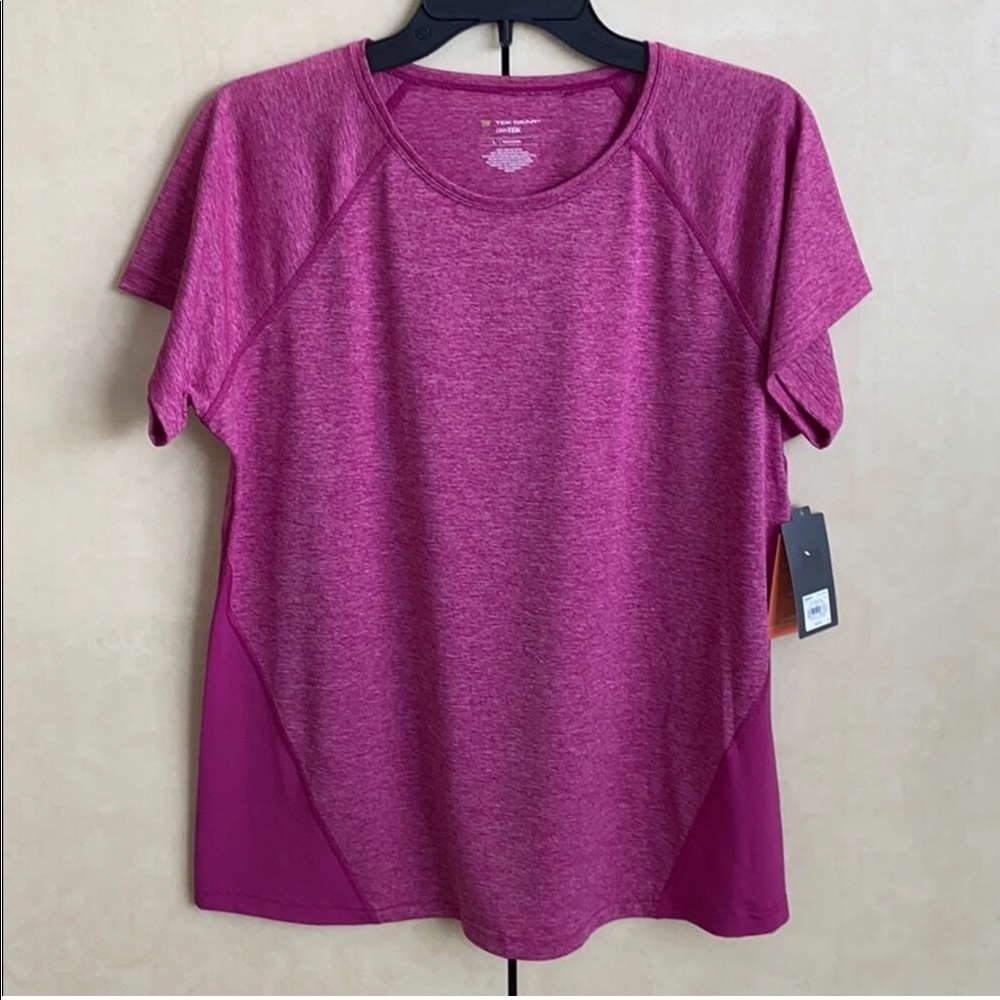 Tek Gear workout shirt